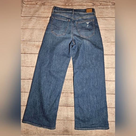 American Eagle Super High Rise Baggy Wide Leg Jean's - Picture 2 of 8